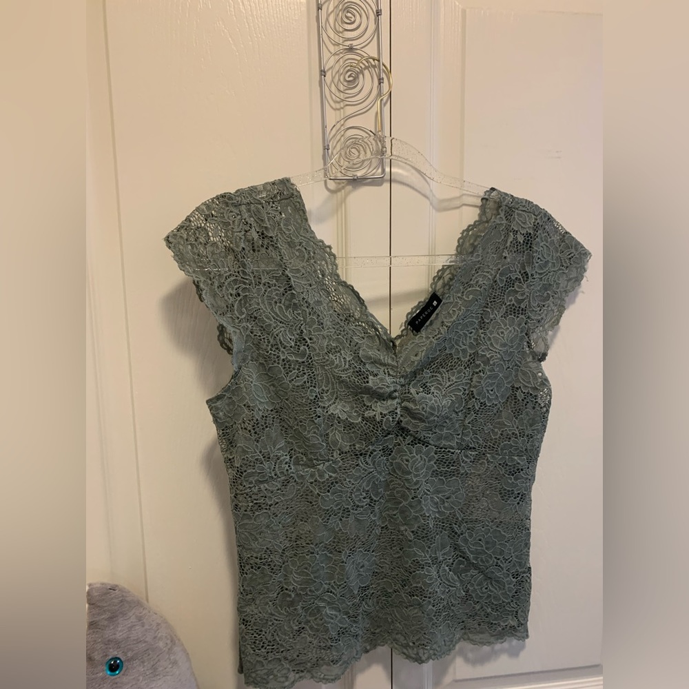 PAPEROC Floral pattern Lace Top Muted Desert Green Size L